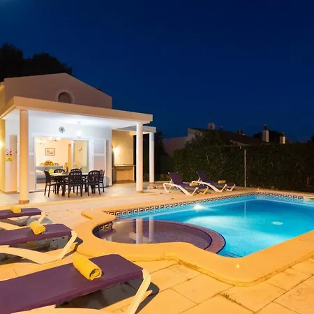 Ferienhaus Mit Privatpool Fuer 4 Personen Ca 150 Qm In Cala Blanca, Menorca Westkueste Von Menorca * Cala Blanca (Menorca)