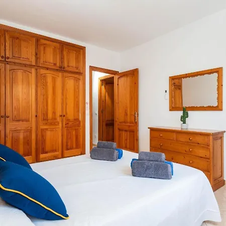 Ferienhaus Mit Privatpool Fuer 4 Personen Ca 150 Qm In Cala Blanca, Menorca Westkueste Von Menorca 度假居 卡拉布兰卡